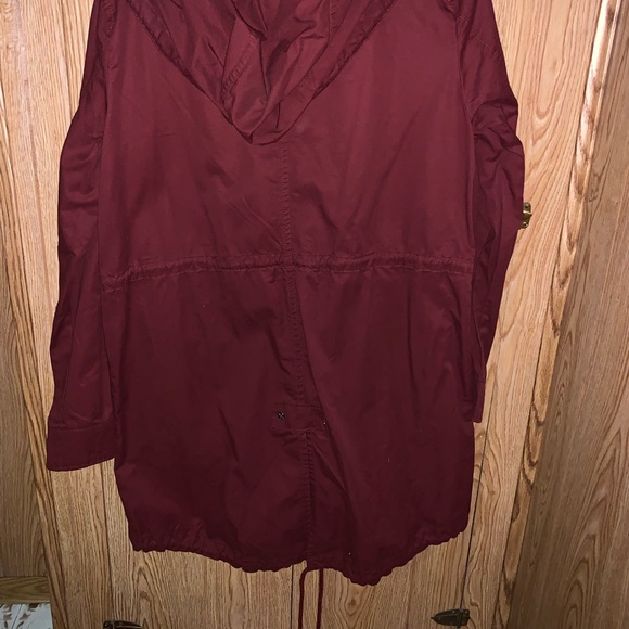 Red utility jacket - Picture 2 of 3